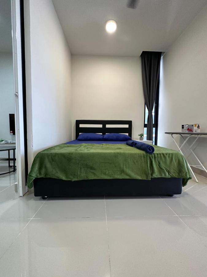 Sea View The Shore Luxury Newly Renovated Homestay Kota Kinabalu Exterior photo