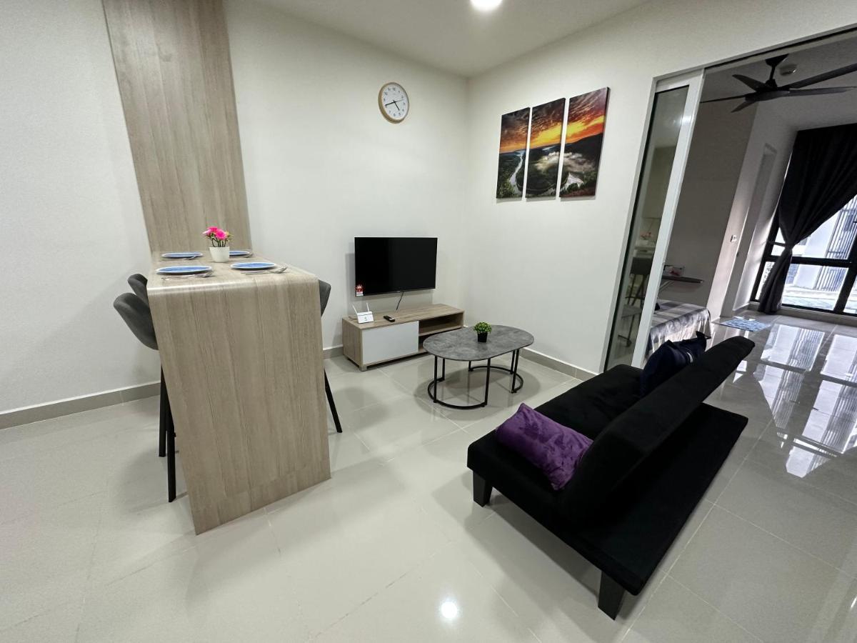 Sea View The Shore Luxury Newly Renovated Homestay Kota Kinabalu Exterior photo